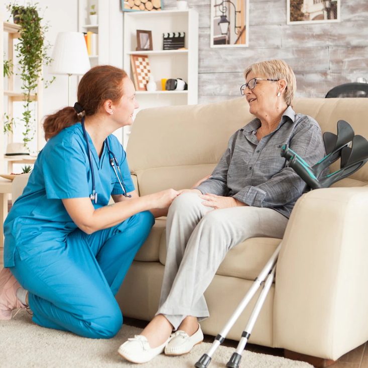 Yaşlılara Yönelik Evde Tedavi